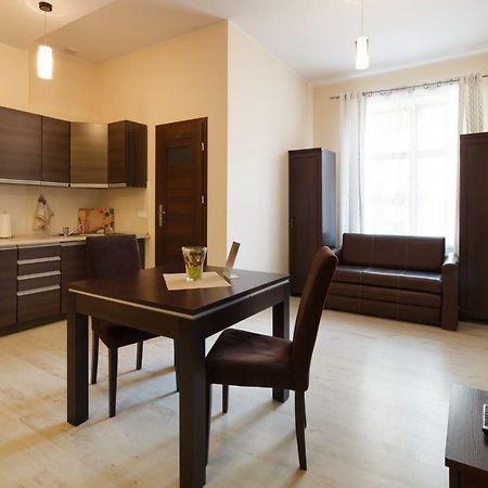 الشقق الفندقية بيتومفي  Apart-Lux المظهر الخارجي الصورة